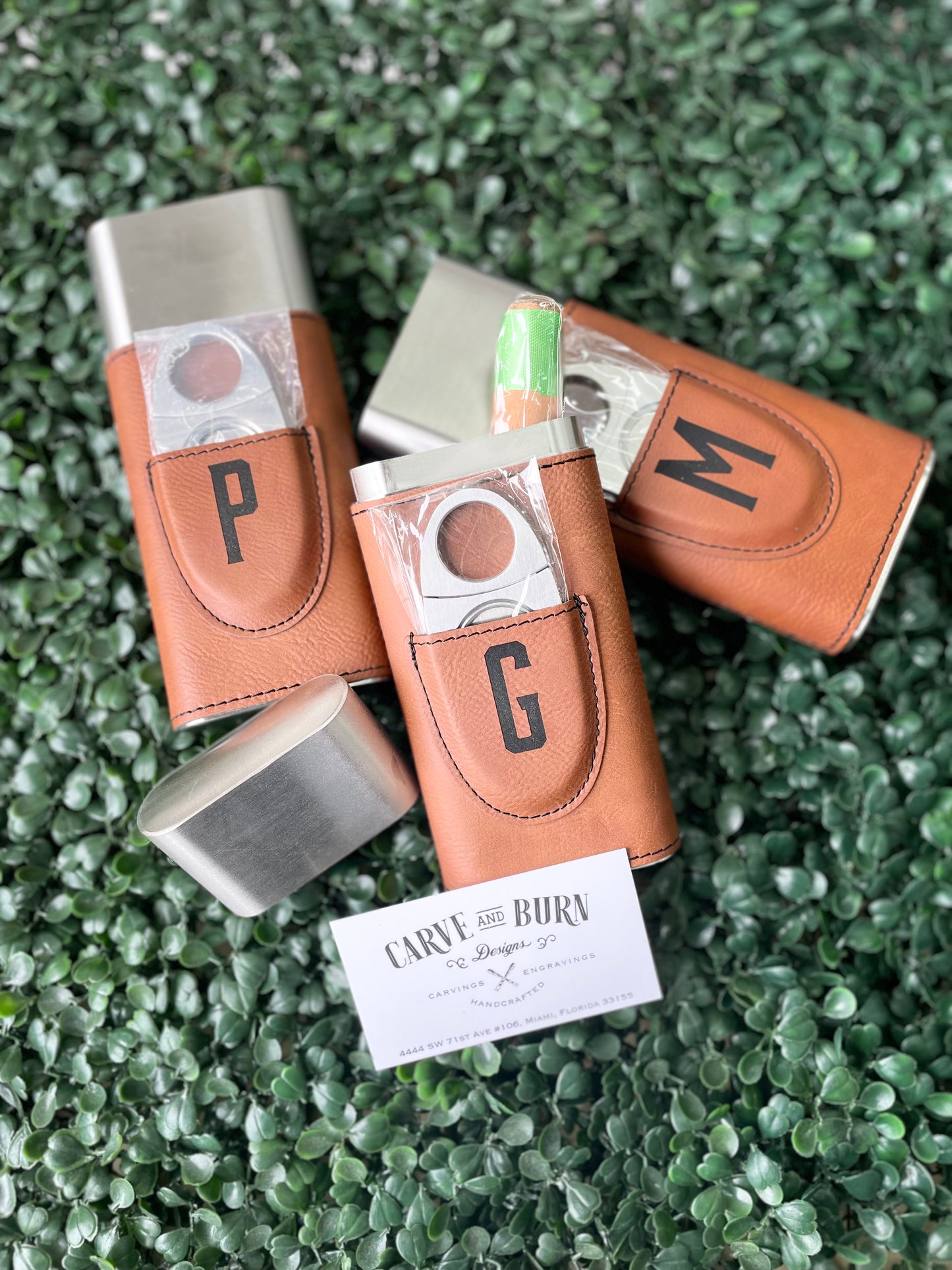 Leatherette Cigar Case with Cutter - The Perfect Gift for Cigar Lovers