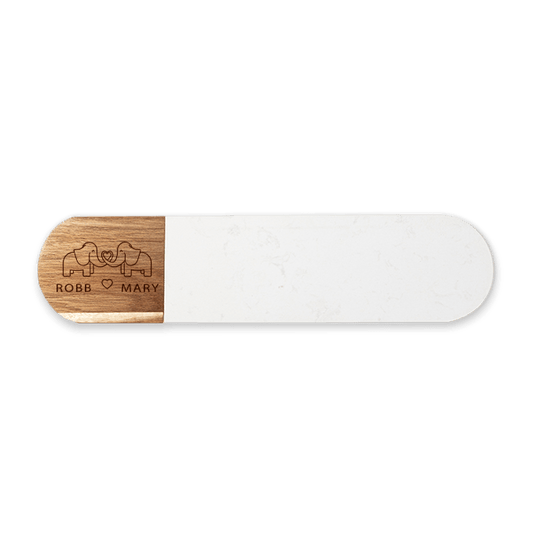 Oval white marble and acacia serving board engraved on the acacia end